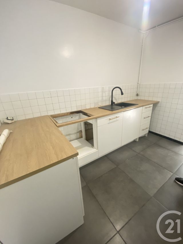 Appartement F3 à louer - 3 pièces - 57.02 m2 - CROSNE - 91 - ILE-DE-FRANCE - Century 21 Bellimmo