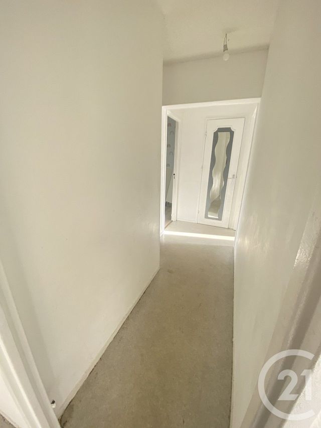 Appartement F3 à louer - 3 pièces - 57.02 m2 - CROSNE - 91 - ILE-DE-FRANCE - Century 21 Bellimmo