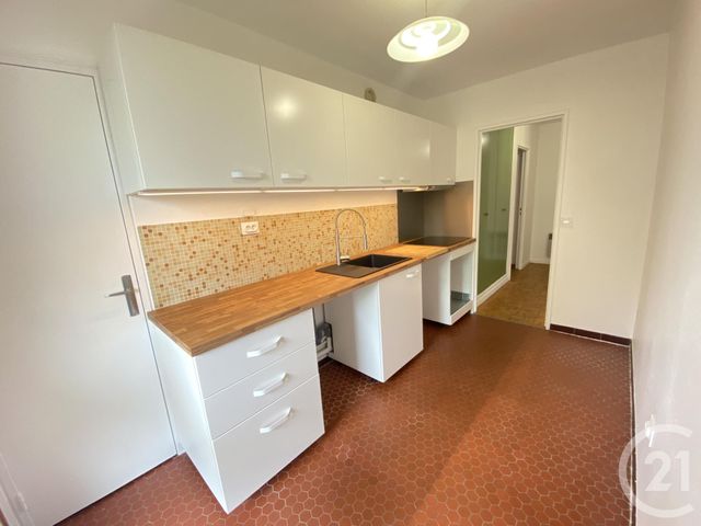 Appartement F3 à louer - 3 pièces - 63.58 m2 - YERRES - 91 - ILE-DE-FRANCE - Century 21 Bellimmo