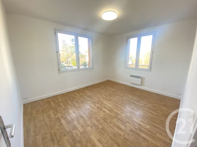 Appartement F3 à louer - 3 pièces - 66.24 m2 - VILLENEUVE LE ROI - 94 - ILE-DE-FRANCE - Century 21 Bellimmo
