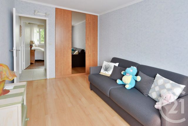 Appartement F4 à vendre - 4 pièces - 65.68 m2 - CROSNE - 91 - ILE-DE-FRANCE - Century 21 Bellimmo