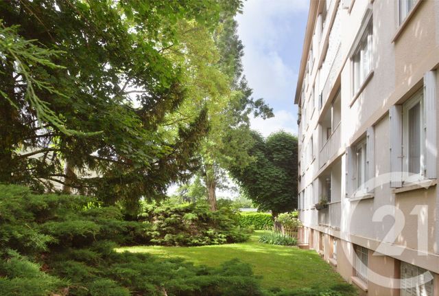 Appartement F4 à vendre - 4 pièces - 65.68 m2 - CROSNE - 91 - ILE-DE-FRANCE - Century 21 Bellimmo