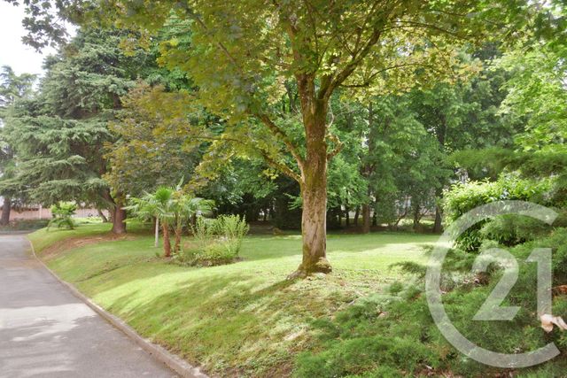 Appartement F4 à vendre - 4 pièces - 65.68 m2 - CROSNE - 91 - ILE-DE-FRANCE - Century 21 Bellimmo