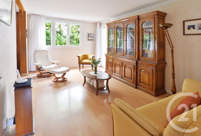 Appartement F4 à vendre - 4 pièces - 65.68 m2 - CROSNE - 91 - ILE-DE-FRANCE - Century 21 Bellimmo