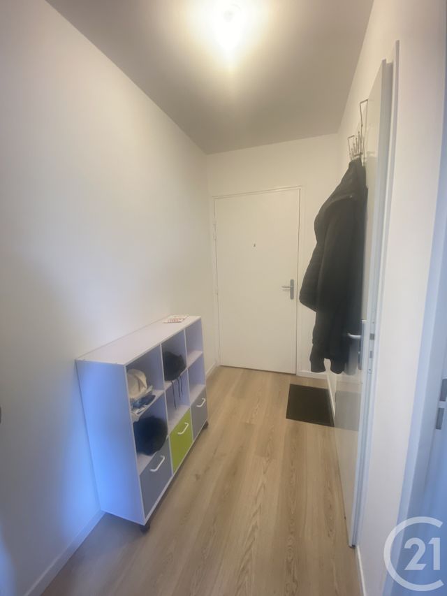Appartement F2 à louer - 2 pièces - 41.03 m2 - MOISSY CRAMAYEL - 77 - ILE-DE-FRANCE - Century 21 Bellimmo
