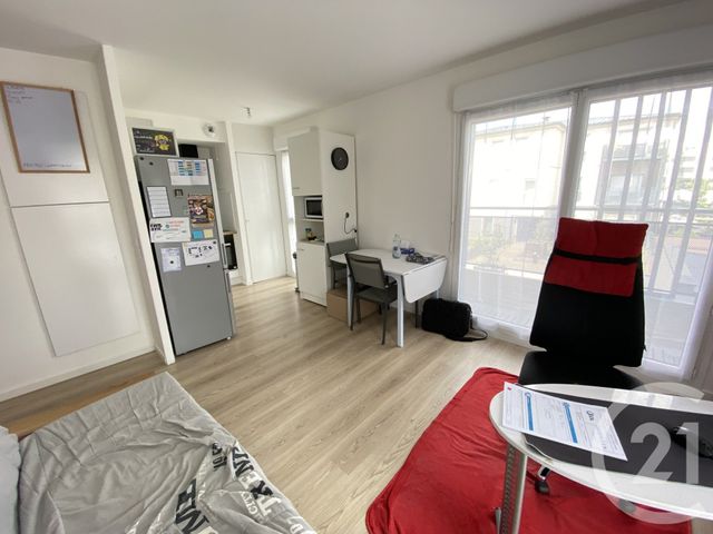 Appartement F2 à louer - 2 pièces - 41.03 m2 - MOISSY CRAMAYEL - 77 - ILE-DE-FRANCE - Century 21 Bellimmo