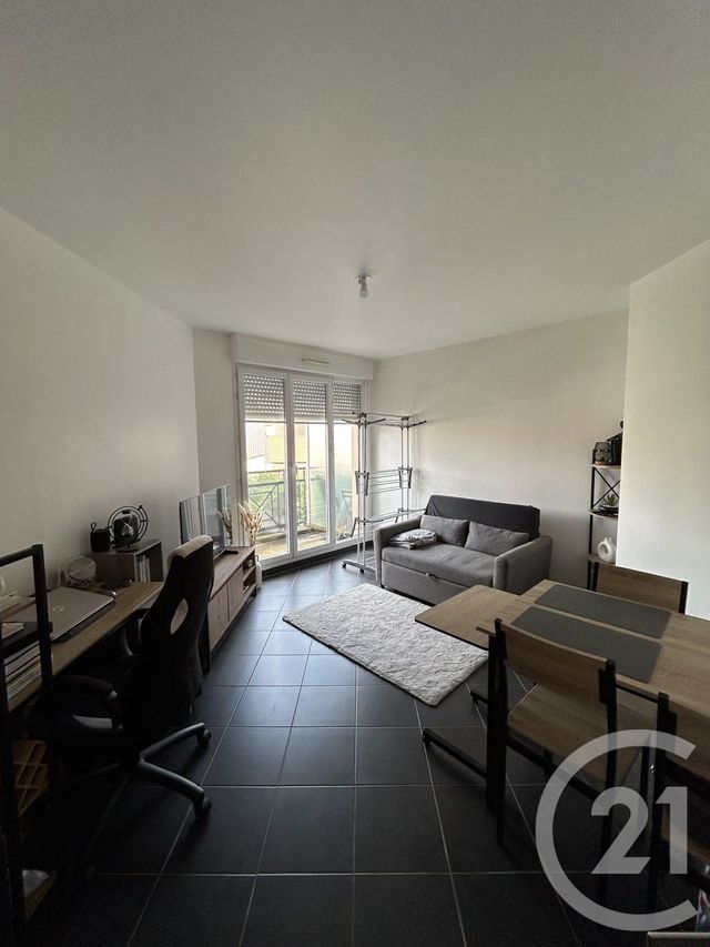 Appartement F2 à louer - 2 pièces - 33.67 m2 - MONTGERON - 91 - ILE-DE-FRANCE - Century 21 Bellimmo