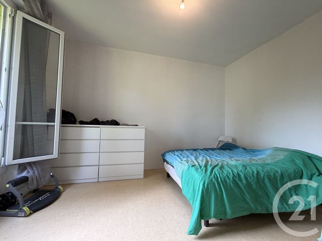 Appartement F2 à vendre - 2 pièces - 35.83 m2 - CROSNE - 91 - ILE-DE-FRANCE - Century 21 Bellimmo