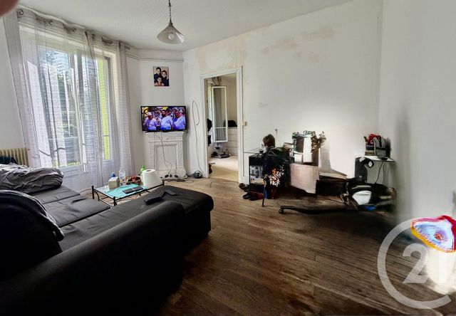 Appartement F2 à vendre - 2 pièces - 35.83 m2 - CROSNE - 91 - ILE-DE-FRANCE - Century 21 Bellimmo