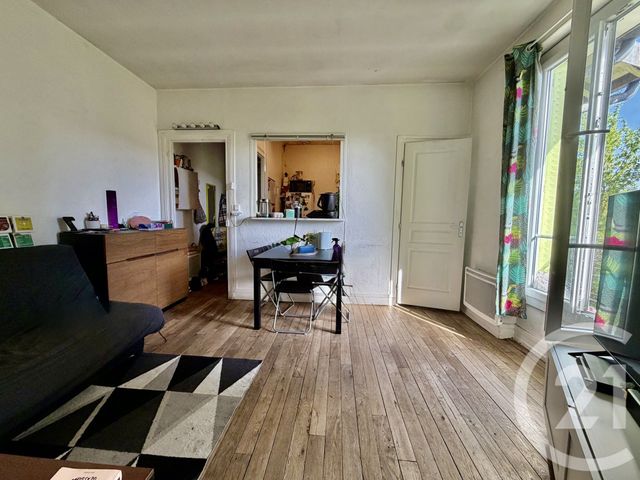 Appartement F2 à vendre - 2 pièces - 35.54 m2 - CROSNE - 91 - ILE-DE-FRANCE - Century 21 Bellimmo