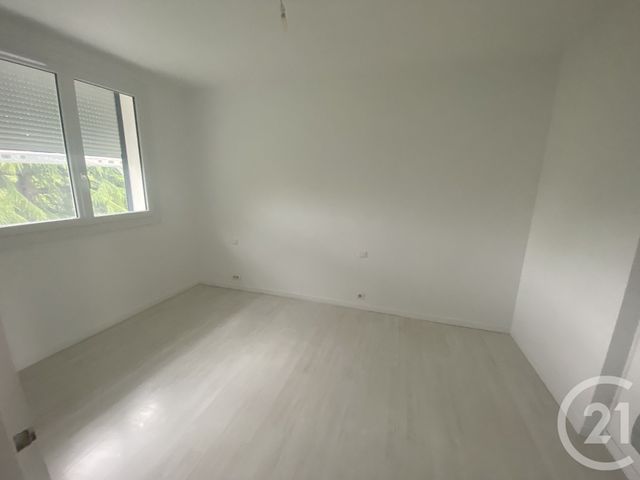 Appartement F3 à louer - 3 pièces - 55.05 m2 - BRUNOY - 91 - ILE-DE-FRANCE - Century 21 Bellimmo