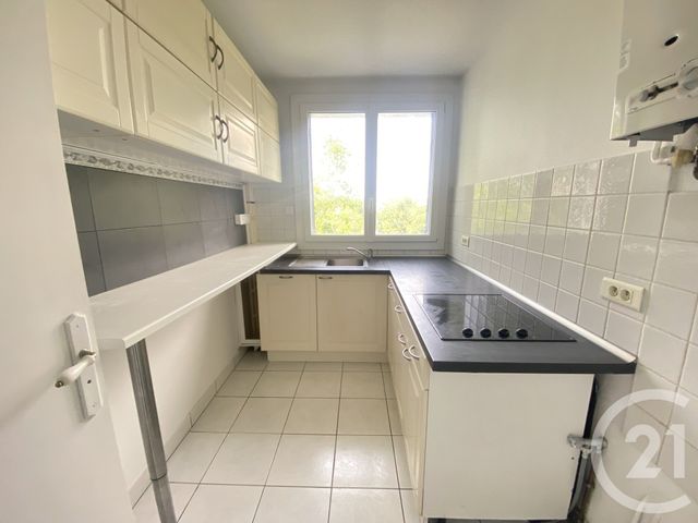 Appartement F3 à louer - 3 pièces - 55.05 m2 - BRUNOY - 91 - ILE-DE-FRANCE - Century 21 Bellimmo