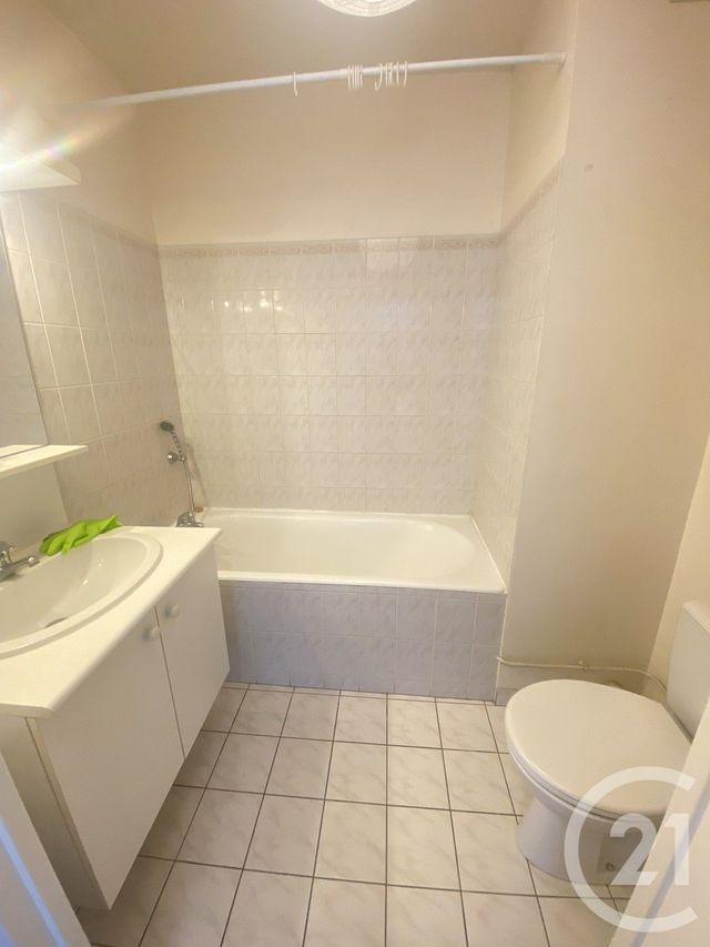 Appartement F1 à louer - 1 pièce - 30.84 m2 - MONTGERON - 91 - ILE-DE-FRANCE - Century 21 Bellimmo