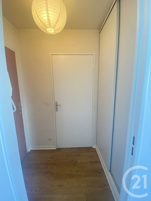 Appartement F1 à louer - 1 pièce - 30.84 m2 - MONTGERON - 91 - ILE-DE-FRANCE - Century 21 Bellimmo