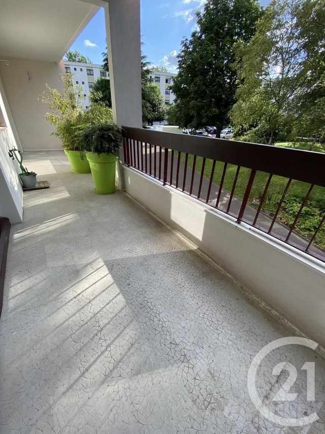 Appartement F2 à louer - 2 pièces - 53.0 m2 - YERRES - 91 - ILE-DE-FRANCE - Century 21 Bellimmo