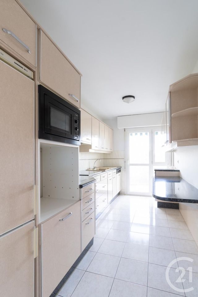 Appartement F4 à louer - 4 pièces - 79.94 m2 - BRUNOY - 91 - ILE-DE-FRANCE - Century 21 Bellimmo
