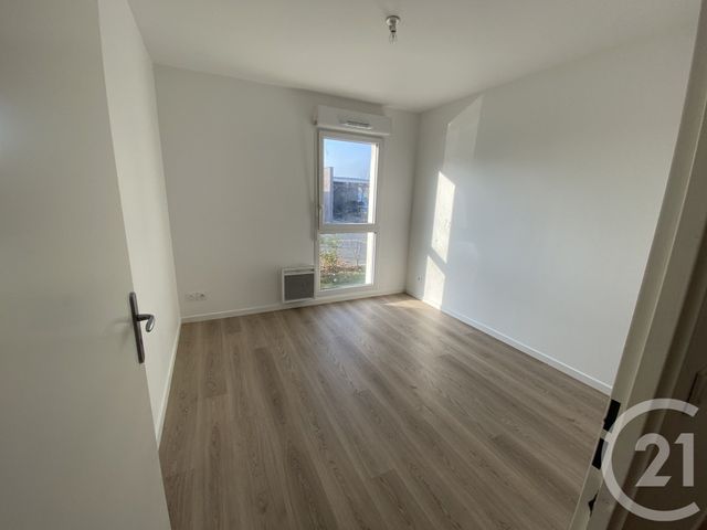 Appartement F4 à louer - 4 pièces - 81.5 m2 - MOISSY CRAMAYEL - 77 - ILE-DE-FRANCE - Century 21 Bellimmo
