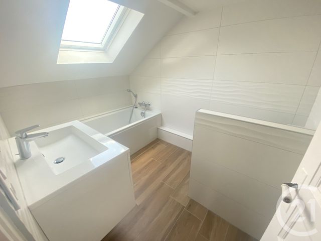 maison à louer - 7 pièces - 170.42 m2 - MONTGERON - 91 - ILE-DE-FRANCE - Century 21 Bellimmo