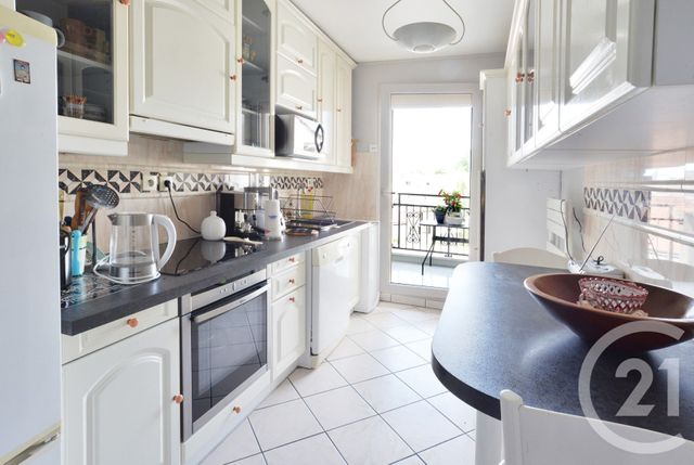 Appartement F3 à vendre - 3 pièces - 67.0 m2 - MONTGERON - 91 - ILE-DE-FRANCE - Century 21 Bellimmo