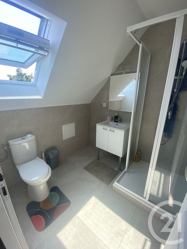 maison à louer - 5 pièces - 121.47 m2 - CROSNE - 91 - ILE-DE-FRANCE - Century 21 Bellimmo