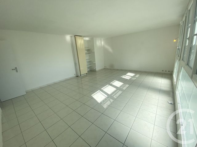 Appartement F4 à louer - 4 pièces - 68.23 m2 - BRUNOY - 91 - ILE-DE-FRANCE - Century 21 Bellimmo