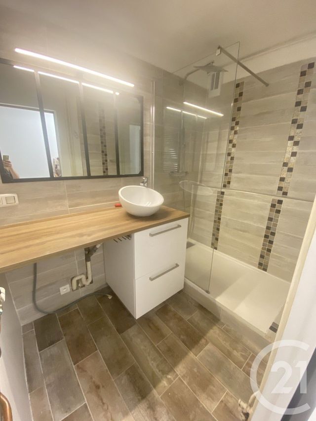 Appartement F4 à louer - 4 pièces - 68.23 m2 - BRUNOY - 91 - ILE-DE-FRANCE - Century 21 Bellimmo