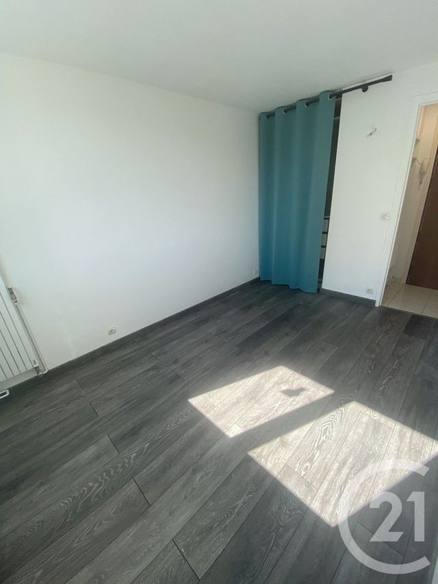 Appartement F4 à louer - 4 pièces - 68.23 m2 - BRUNOY - 91 - ILE-DE-FRANCE - Century 21 Bellimmo
