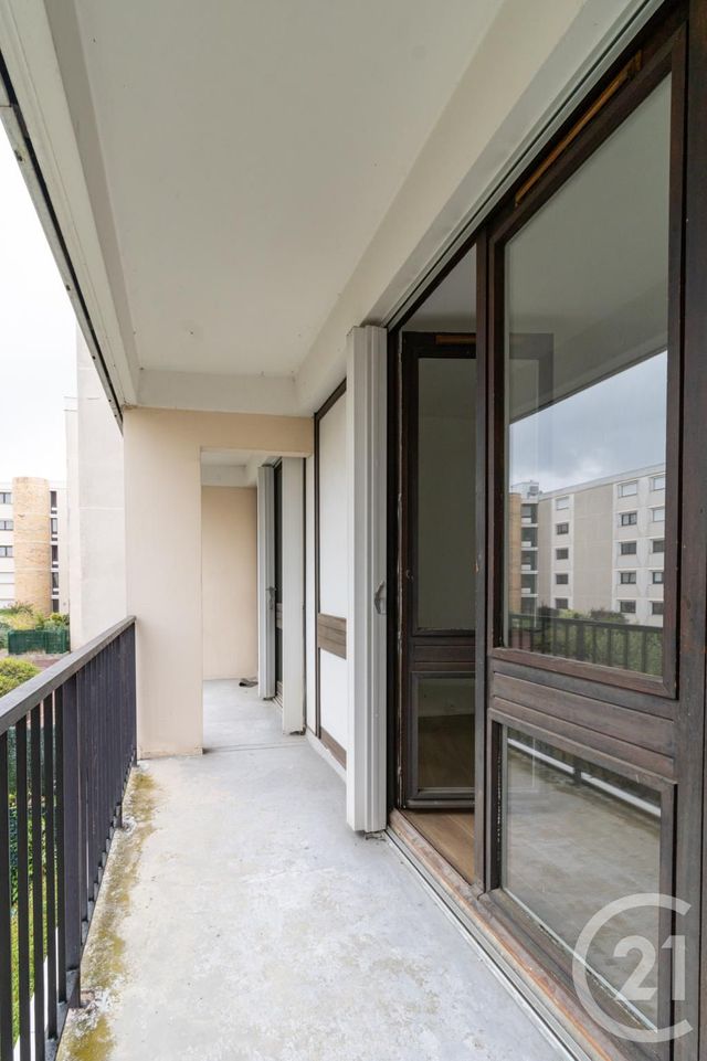 Appartement F2 à louer - 2 pièces - 51.77 m2 - YERRES - 91 - ILE-DE-FRANCE - Century 21 Bellimmo