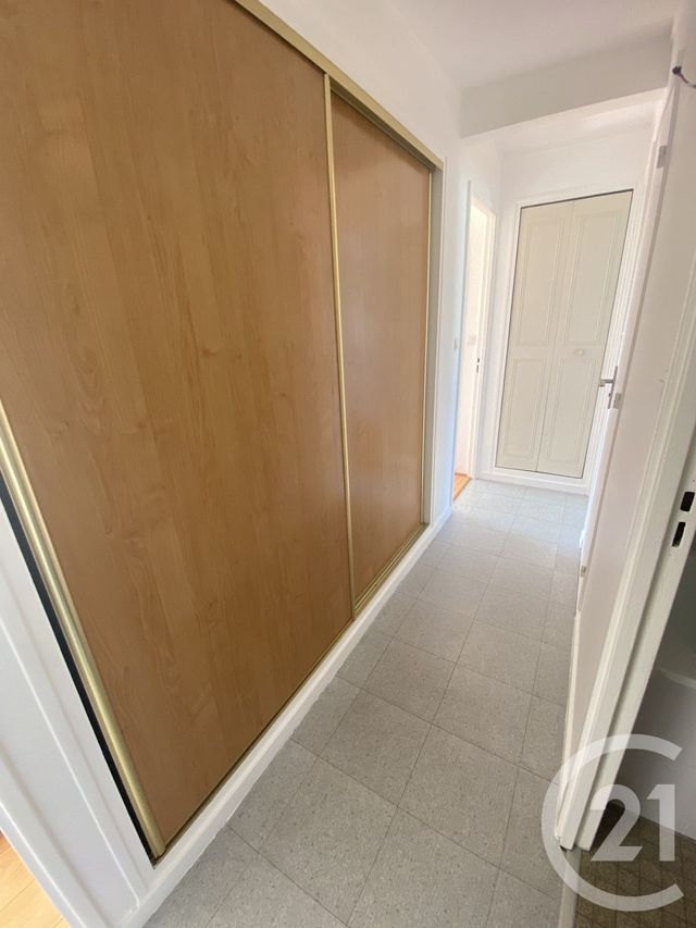 Appartement F4 à louer - 4 pièces - 65.84 m2 - BRUNOY - 91 - ILE-DE-FRANCE - Century 21 Bellimmo