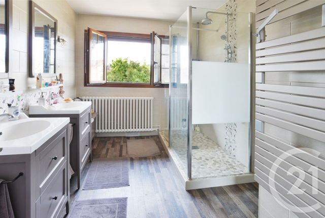 maison à vendre - 8 pièces - 160.0 m2 - CROSNE - 91 - ILE-DE-FRANCE - Century 21 Bellimmo