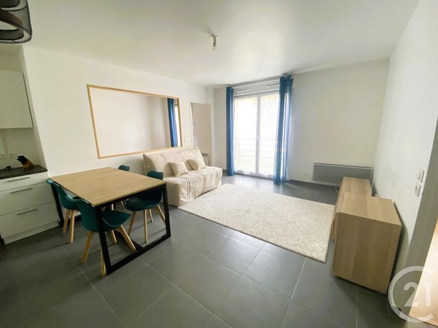 Appartement F3 à louer - 3 pièces - 56.22 m2 - VIGNEUX SUR SEINE - 91 - ILE-DE-FRANCE - Century 21 Bellimmo