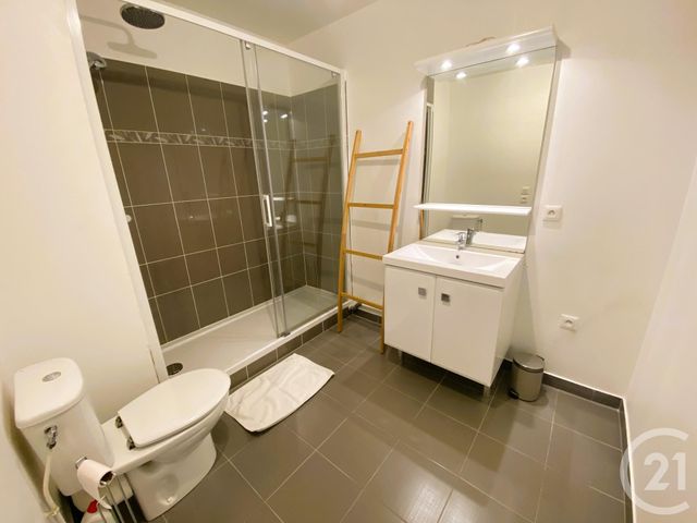 Appartement F3 à louer - 3 pièces - 56.22 m2 - VIGNEUX SUR SEINE - 91 - ILE-DE-FRANCE - Century 21 Bellimmo