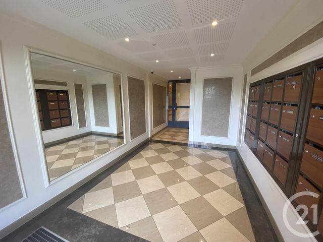 Appartement F3 à louer - 3 pièces - 56.22 m2 - VIGNEUX SUR SEINE - 91 - ILE-DE-FRANCE - Century 21 Bellimmo