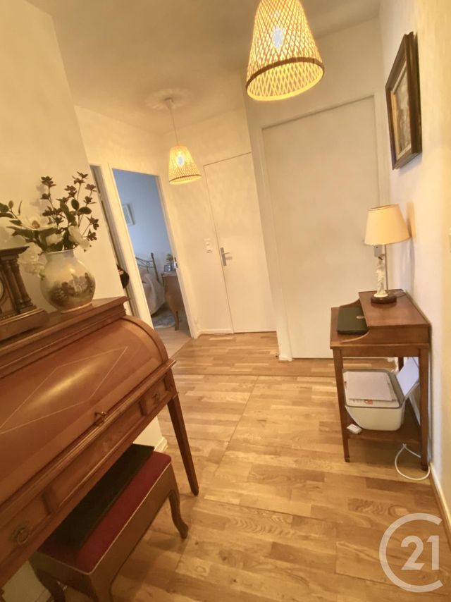 Appartement F3 à louer - 3 pièces - 71.23 m2 - MONTGERON - 91 - ILE-DE-FRANCE - Century 21 Bellimmo
