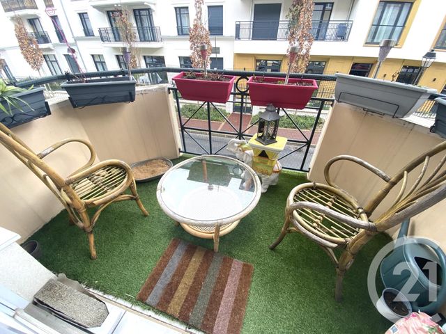 Appartement F3 à louer - 3 pièces - 71.23 m2 - MONTGERON - 91 - ILE-DE-FRANCE - Century 21 Bellimmo