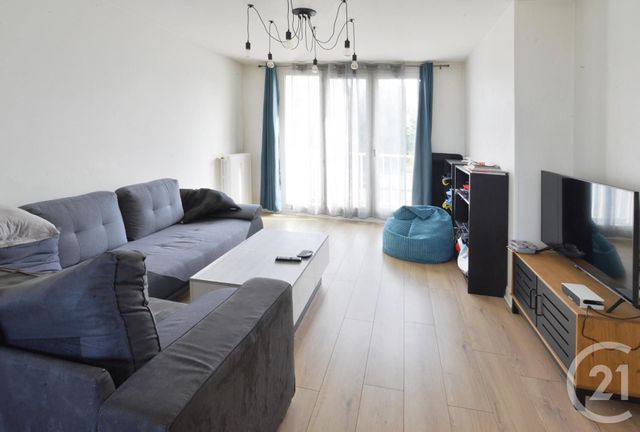 Appartement F3 à louer - 3 pièces - 59.23 m2 - MONTGERON - 91 - ILE-DE-FRANCE - Century 21 Bellimmo
