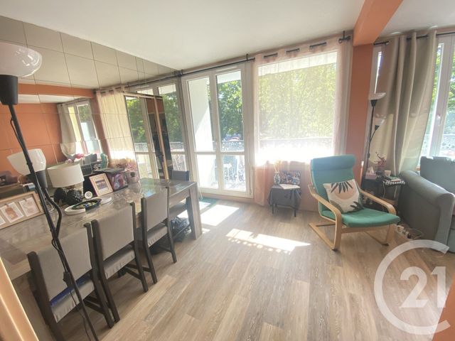 Appartement F3 à louer - 3 pièces - 63.45 m2 - CROSNE - 91 - ILE-DE-FRANCE - Century 21 Bellimmo
